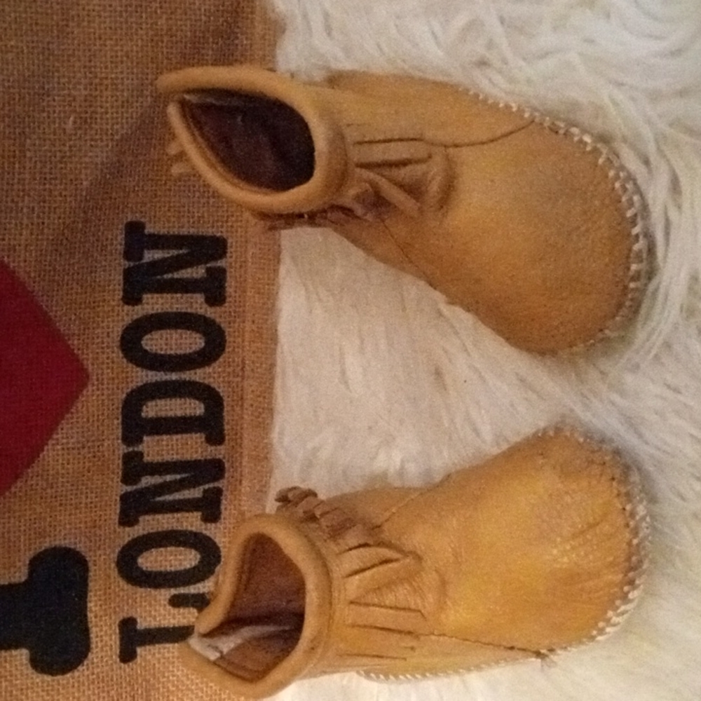 Toddler moccasins